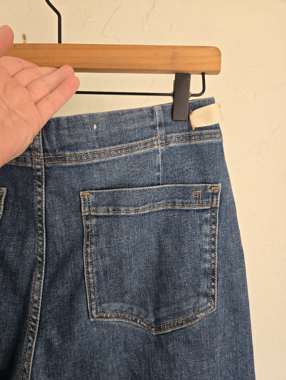 Anthro Pilcro Leni Tapered Mid Rise Barrel Jeans, 26 - Picture 11 of 14
